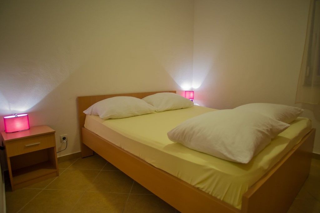 Apartments Nina Promajna Bagian luar foto